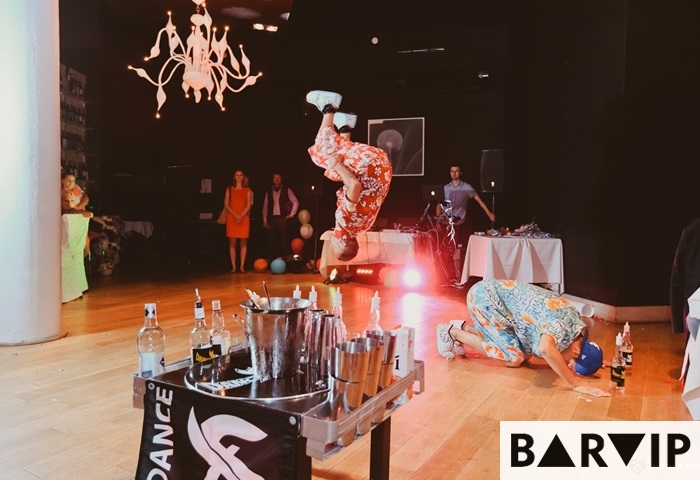 фото -BarVip-бармен Dance Flair